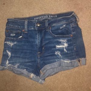 American eagle ripped blue jean shorts